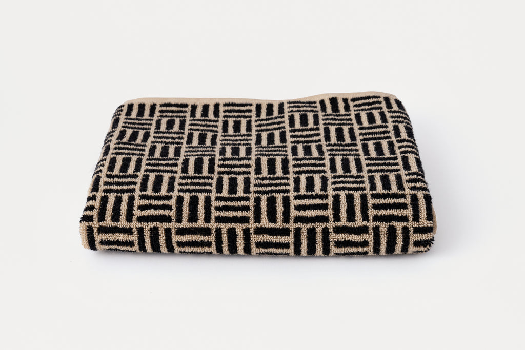 Organic Cotton Hand Towel in Sand & Noir