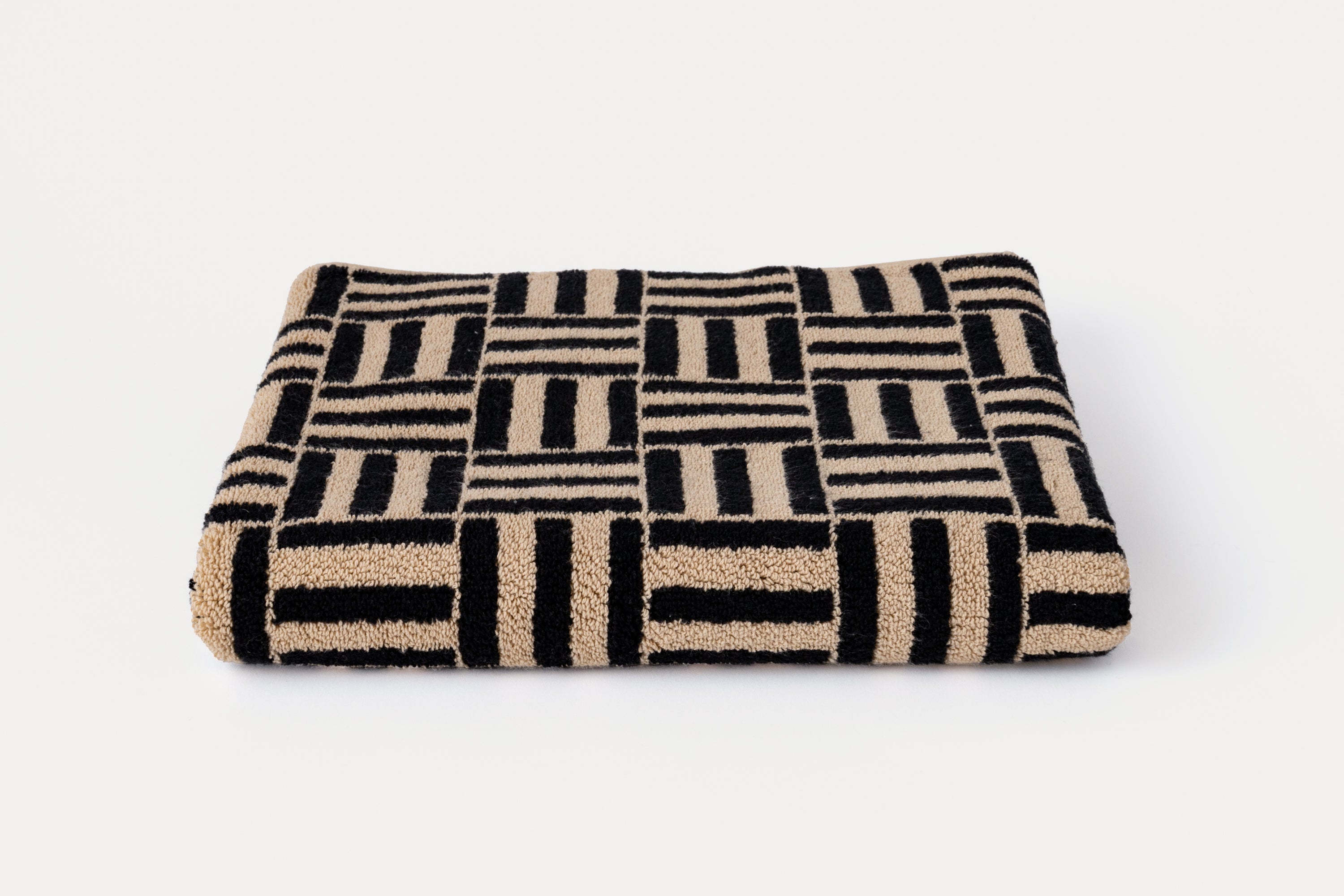 Organic Cotton Bath Mat in Sand & Noir