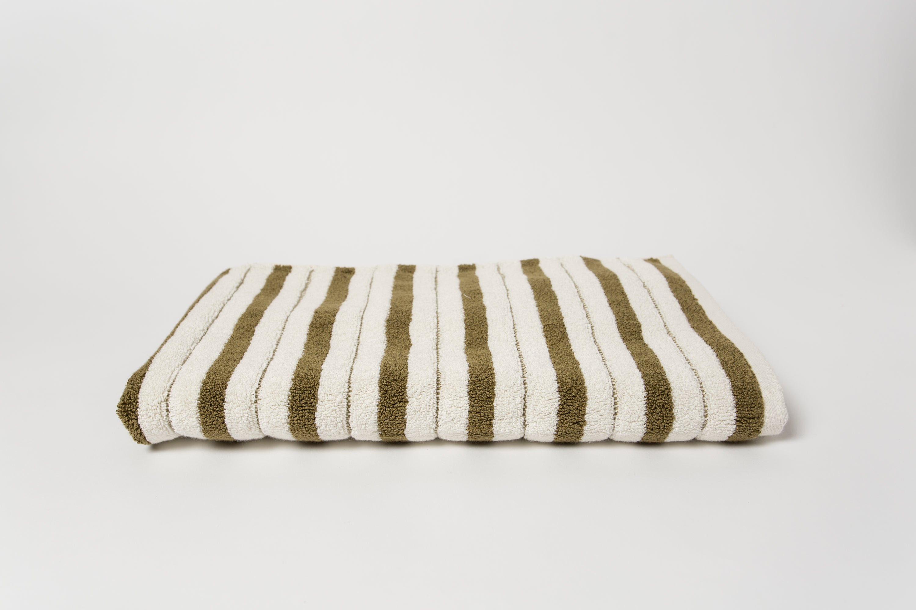 Organic Cotton Bath Towel in Caper/Chalk Lake House Stripe