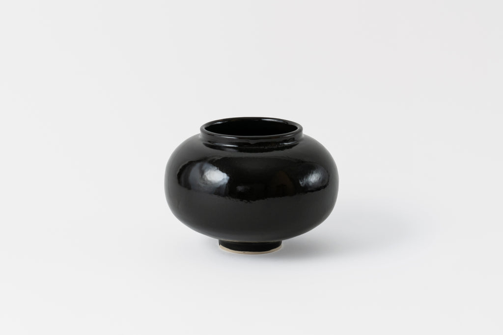 Large Mushroom Vase Molasses