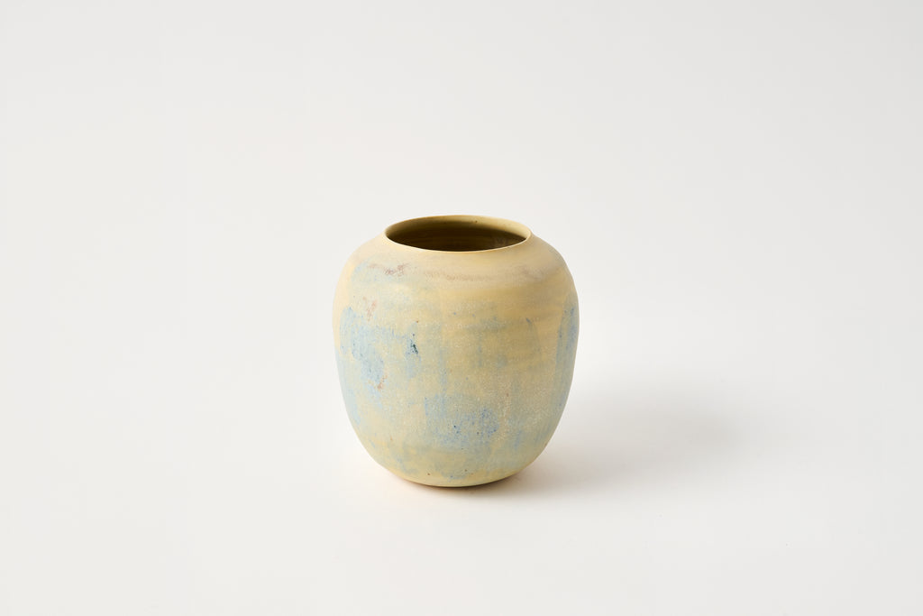 Mãng Cầu Vase Small - Egg Coffee with Moss