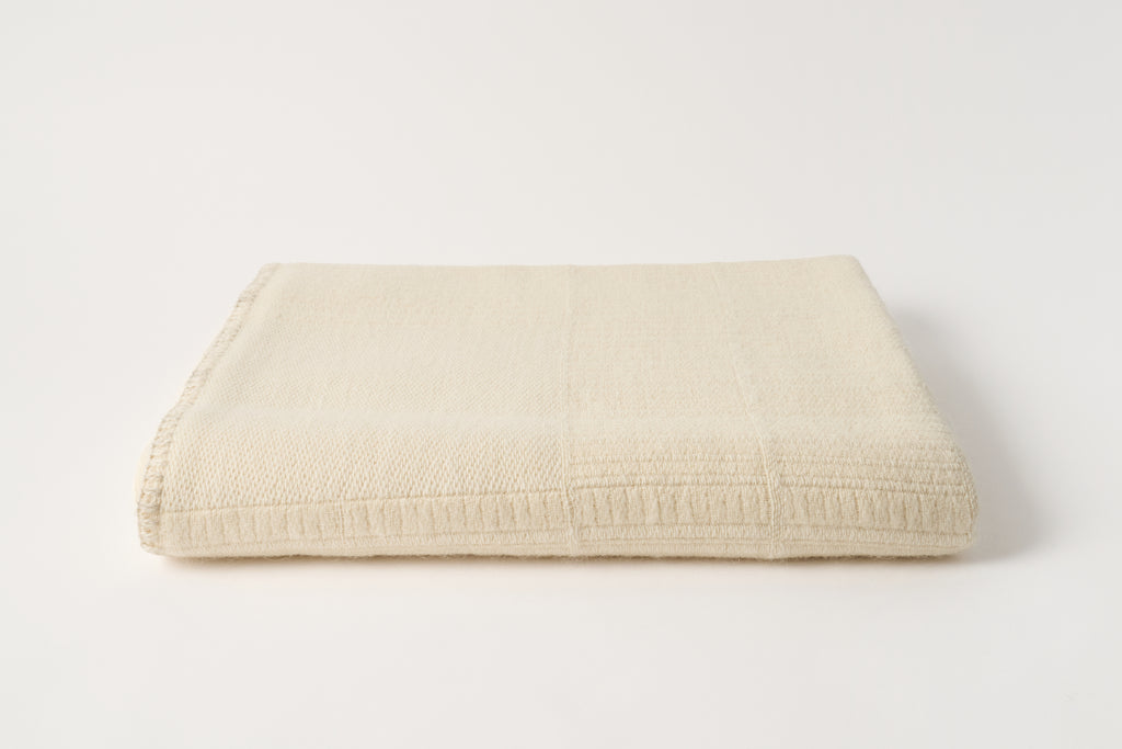 Grid Throw - Off white