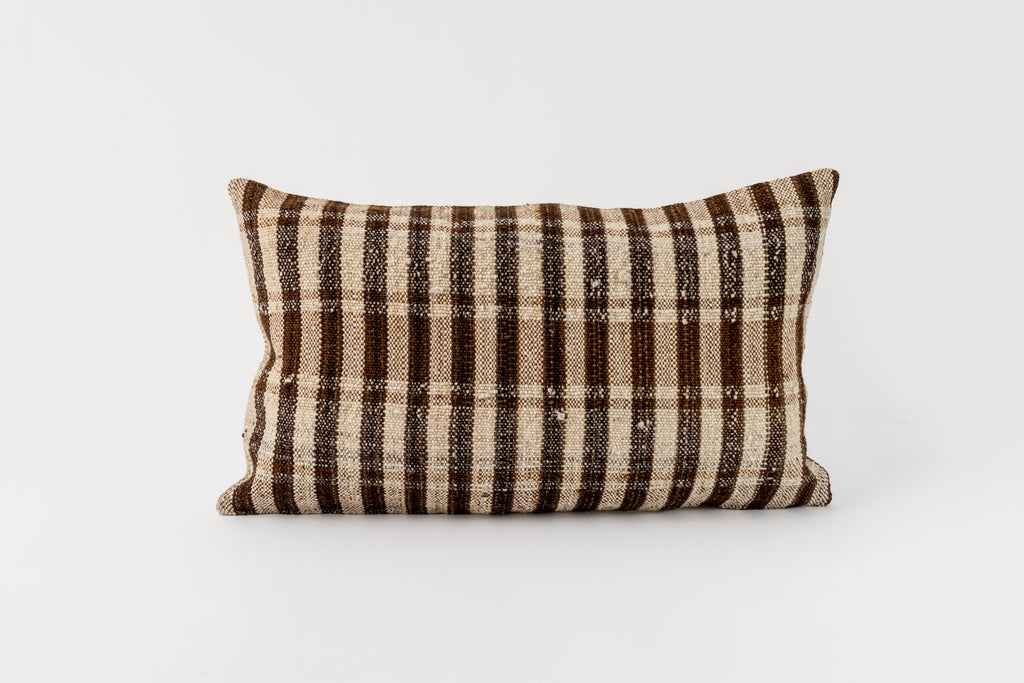 Vintage Grain Sack Pillow 12 x 20 Z.