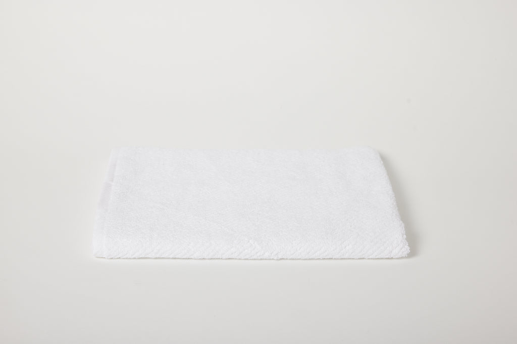 Air Weight Organic Hand Towel Alpine White